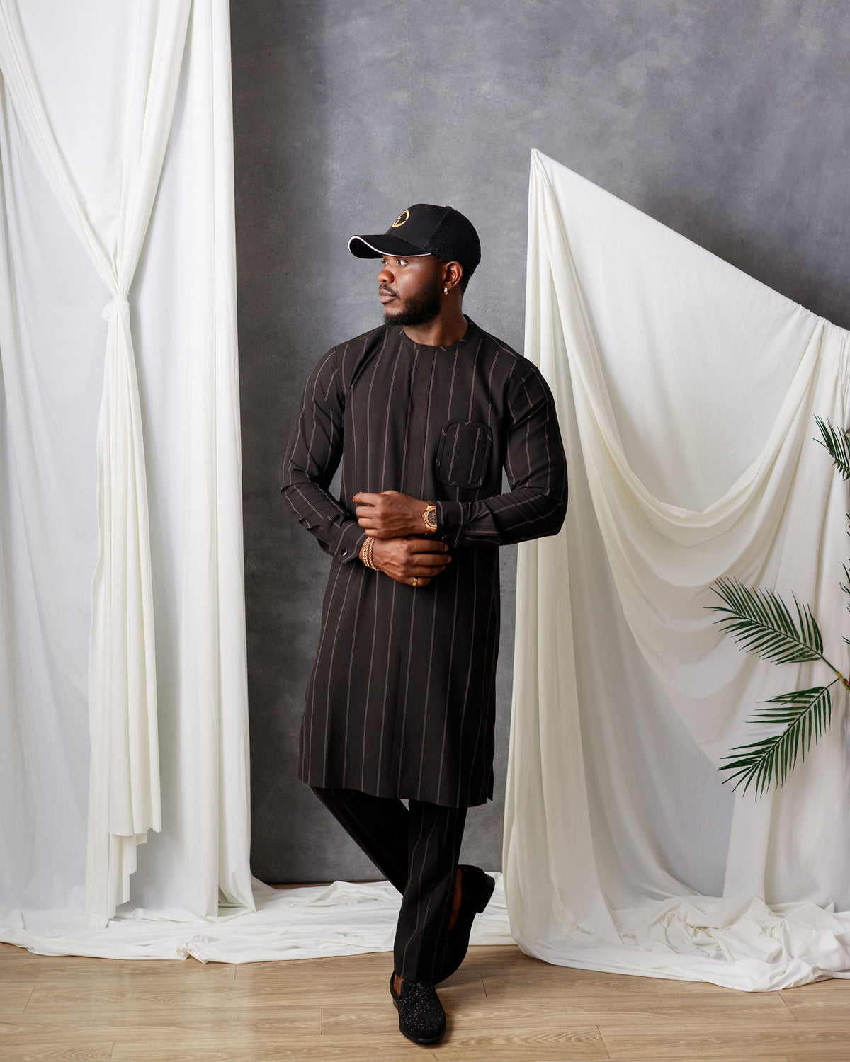 Noir Two Piece Native Set Label