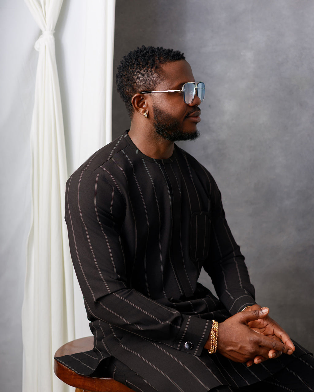 Noir Two Piece Native Set Label